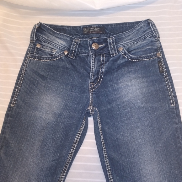 Silver Suki Light Washed Women Blue Jeans - Picture 2 of 11